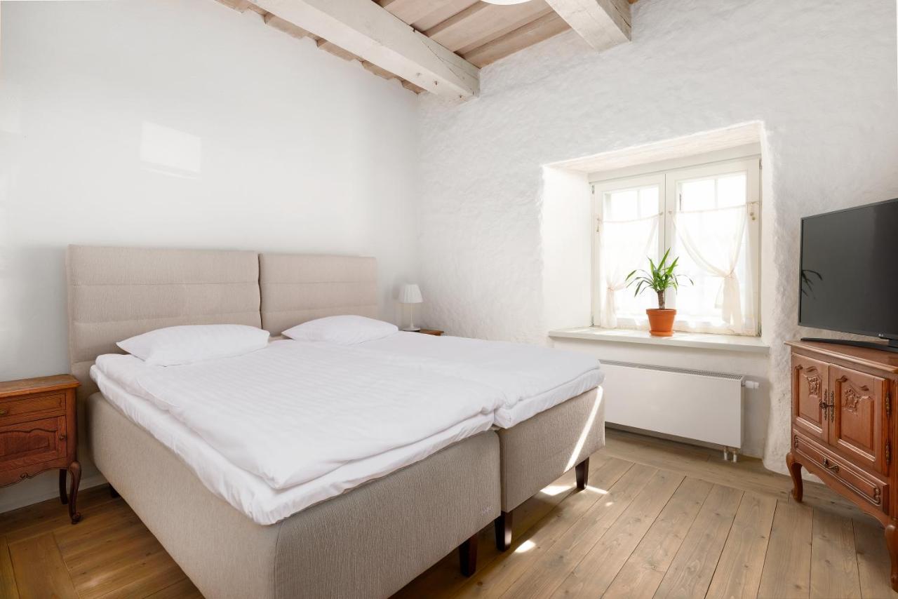 Nurmuizas Viesnica Hotel Lauciene Екстериор снимка